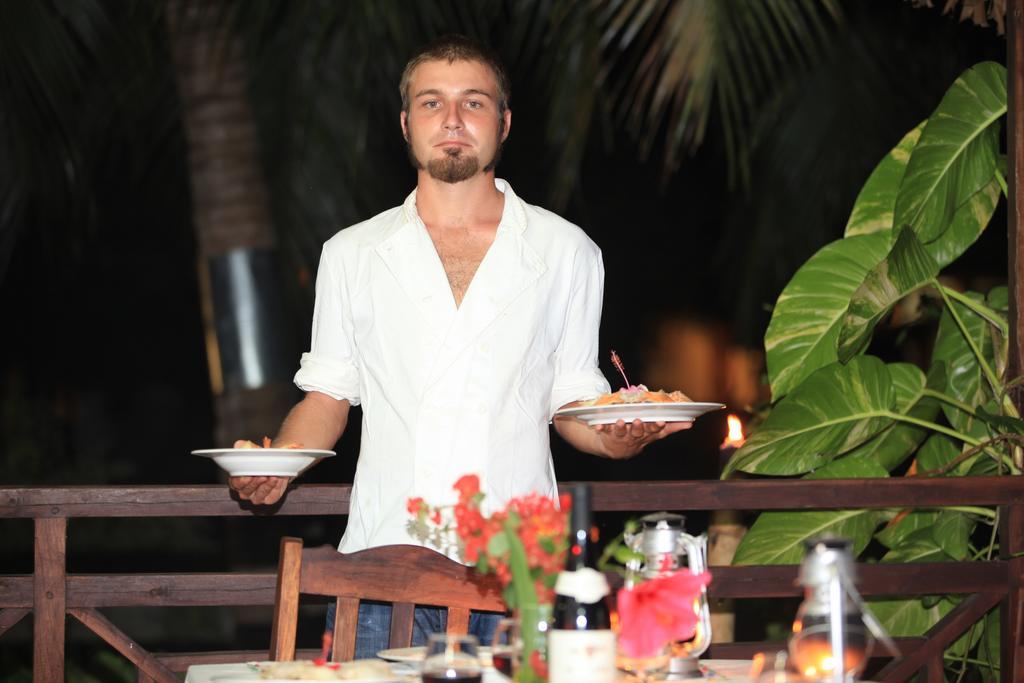 Ylang Hotel Ambondrona  Kültér fotó